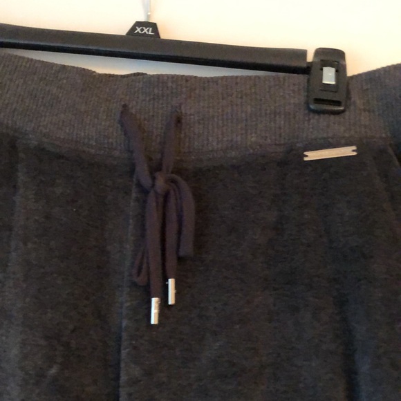 Michael Kors Track suit. Hardly worn in perfect condition. Jacket L pants M - Picture 2 of 8